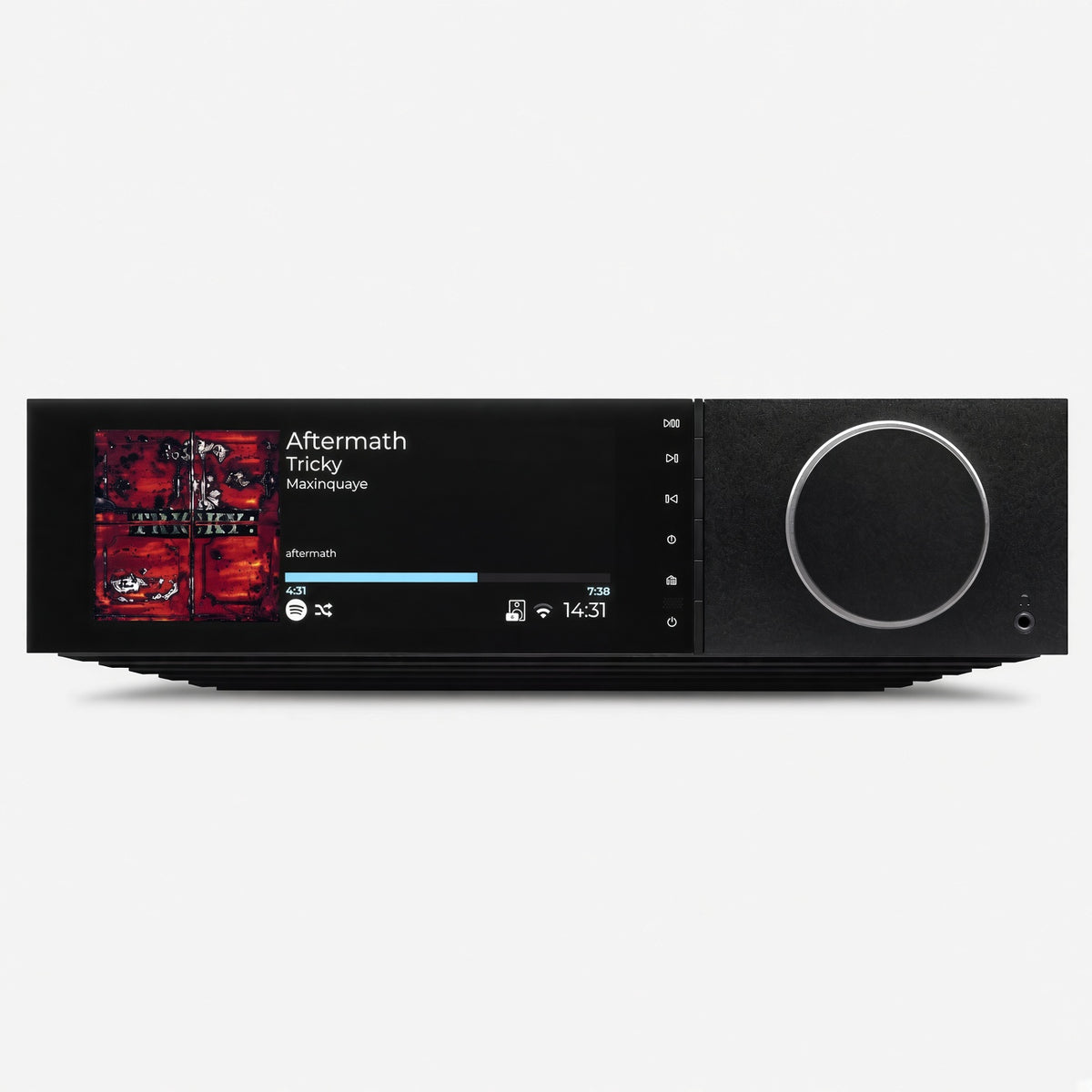 Cambridge Audio Evo 150 SE streaming amplifier front, colour display and large volume knob