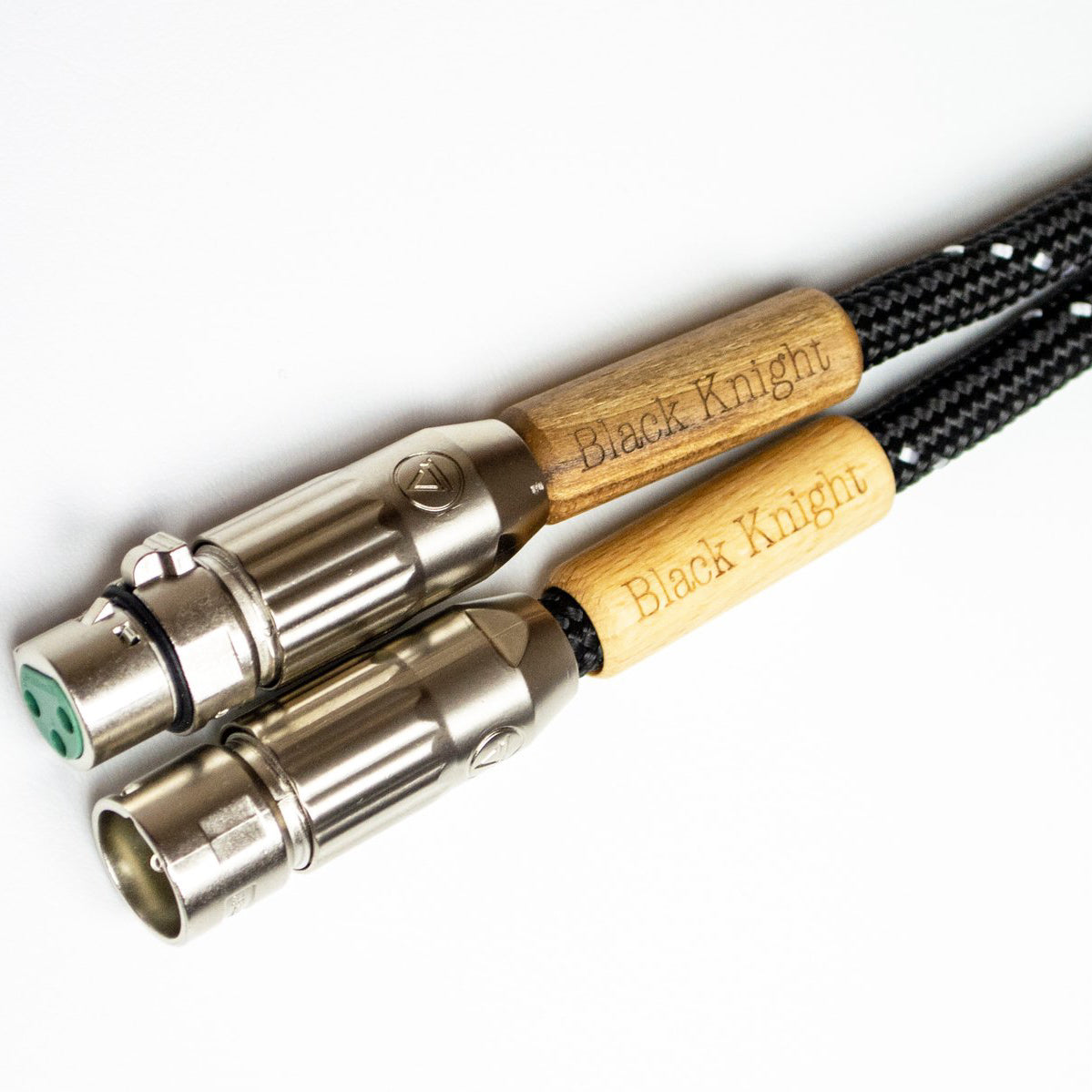 Gekko Black Knight XLR
