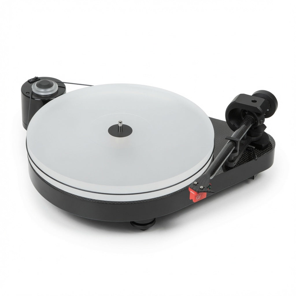 Pro-Ject RPM 5 Carbon turntable in high gloss black with 9-inch carbon EVO tonearm and acrylic platter