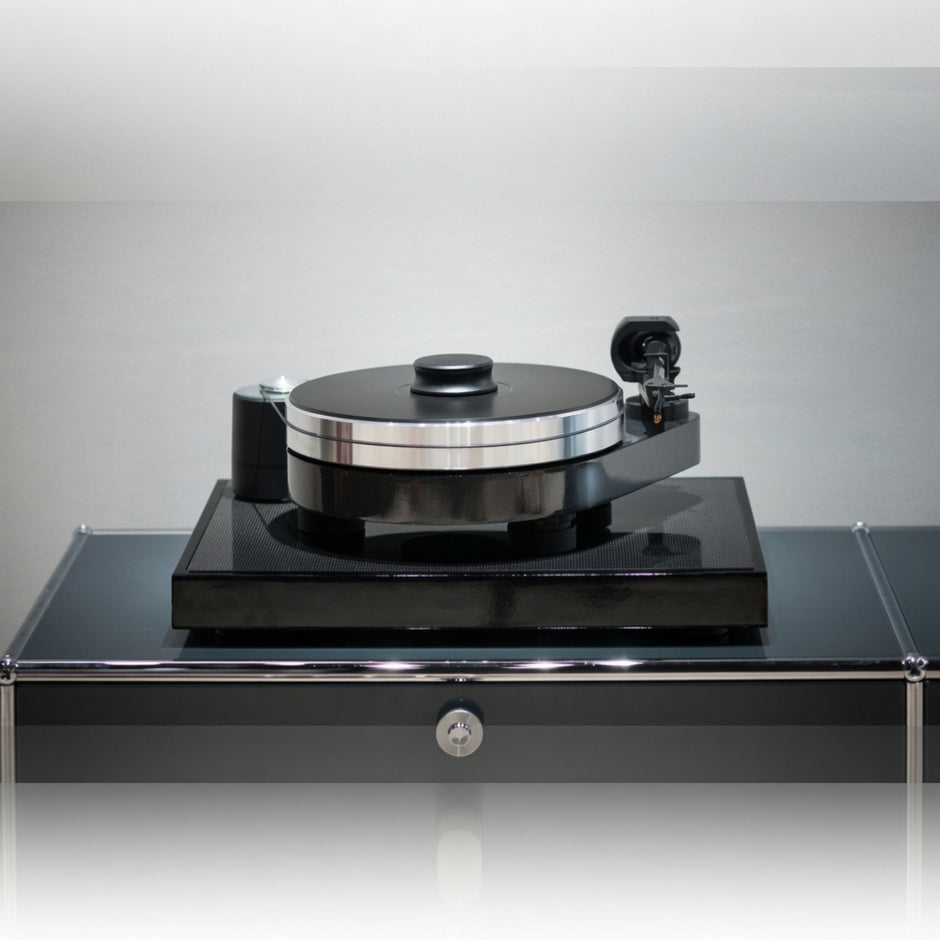 Pro-Ject RPM 9 Carbon high-end turntable ready to play vinyl records