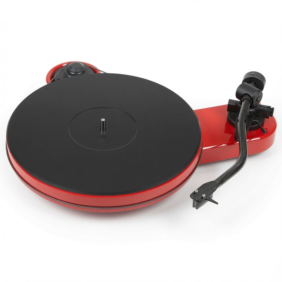 Pro-Ject RPM 3 Carbon turntable in high gloss red with carbon hybrid tonearm